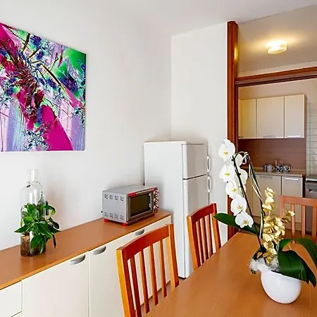 Aparthotel Holiday Appartamenti 4*